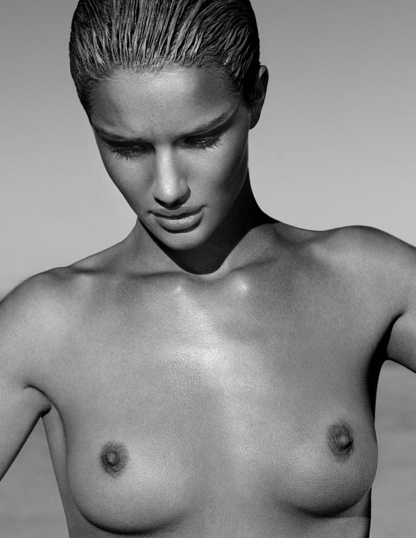 rosie-huntington-whiteley-by-james-meakin-for-exit-magazine-3