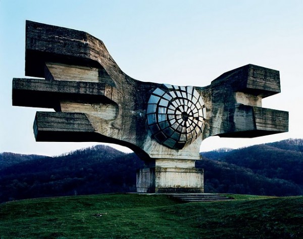 http://trendland.net/wp-content/uploads/2011/04/spomenik-yugoslavian-monuments-600x473.jpg